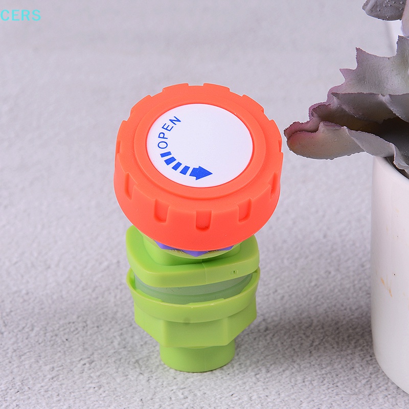 Vòi Nước Bằng Nhựa Thay Thế Cho Bể Nước RS