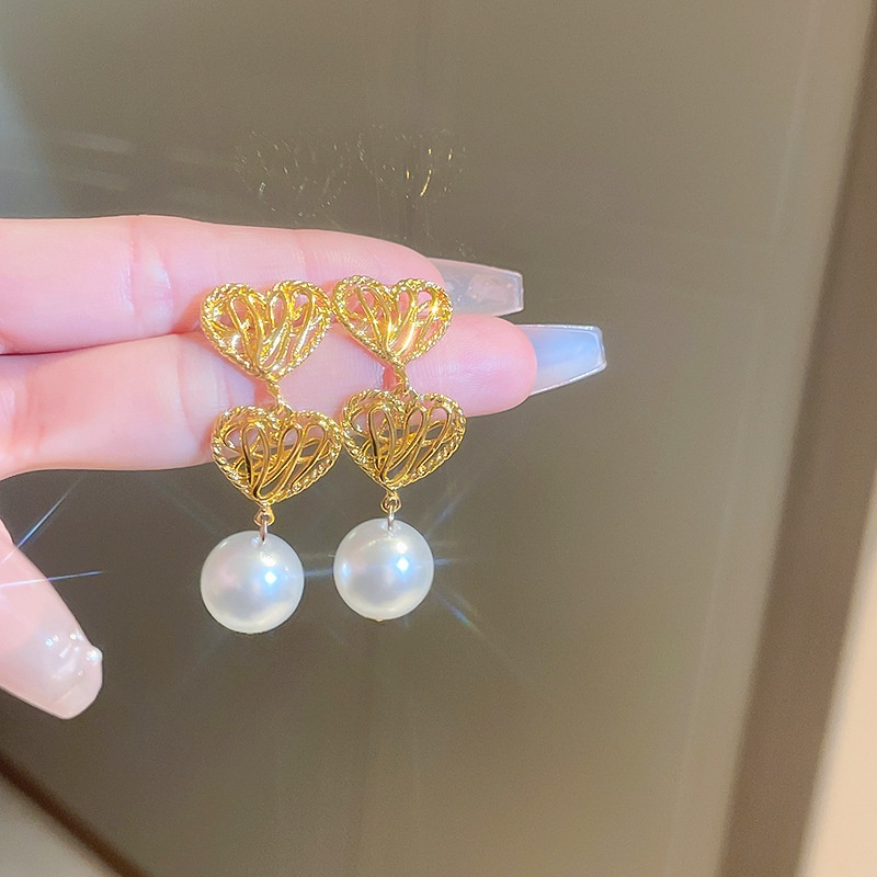 Đôi Bông Tai Hình Trái Tim Rỗng Đính Ngọc Trai Thời Trang Âu Mỹ 202