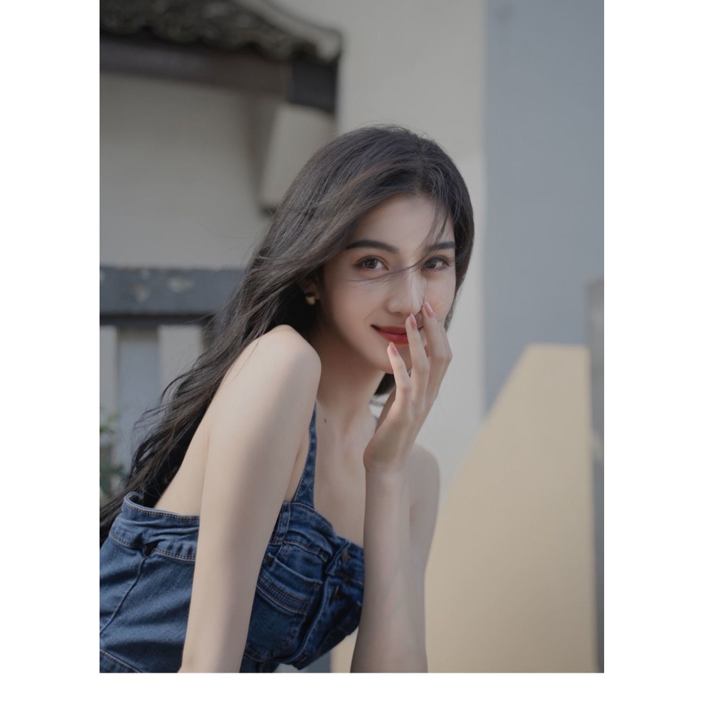 Đầm Denim Mùa Hè 2023 Thiết Kế Hai Dây Nhấn Eo Cao Cấp Phong Cách Pháp Cho Nữ