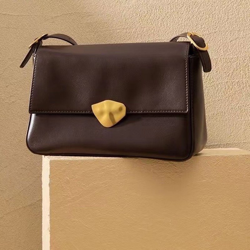 Túi Đeo Chéo Bằng Da Cao Cấp Phong Cách retro Dễ Phối Đồ Thời Trang Cho Nữ