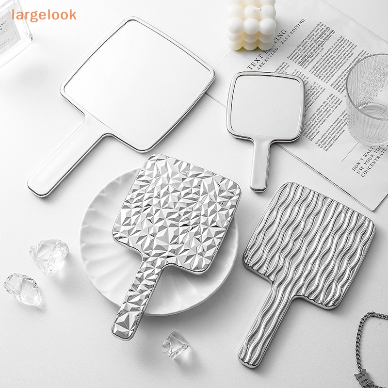 1 Gương Trang Điểm Cầm Tay Hình Vuông Kích Thước Lớn Dành Cho Nữ