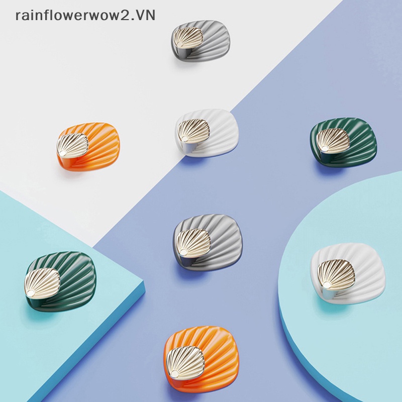 Set 4 Móc Treo Đồ Hình Vỏ Sò Dán Tường Không Cần Khoan Chắc Chắn