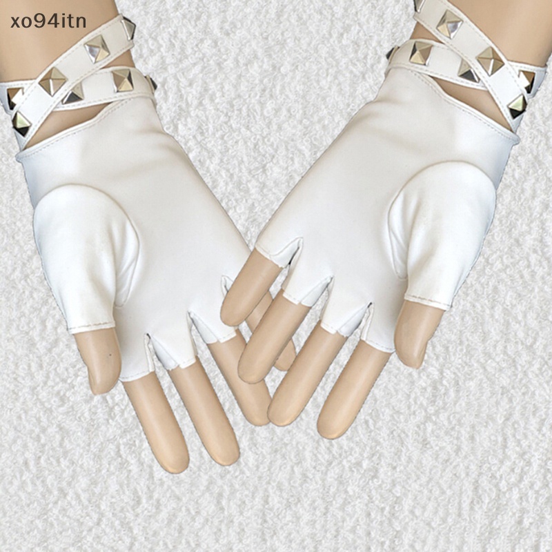 Găng Tay Da Hở Ngón Đính Đinh Tán Phong Cách Punk