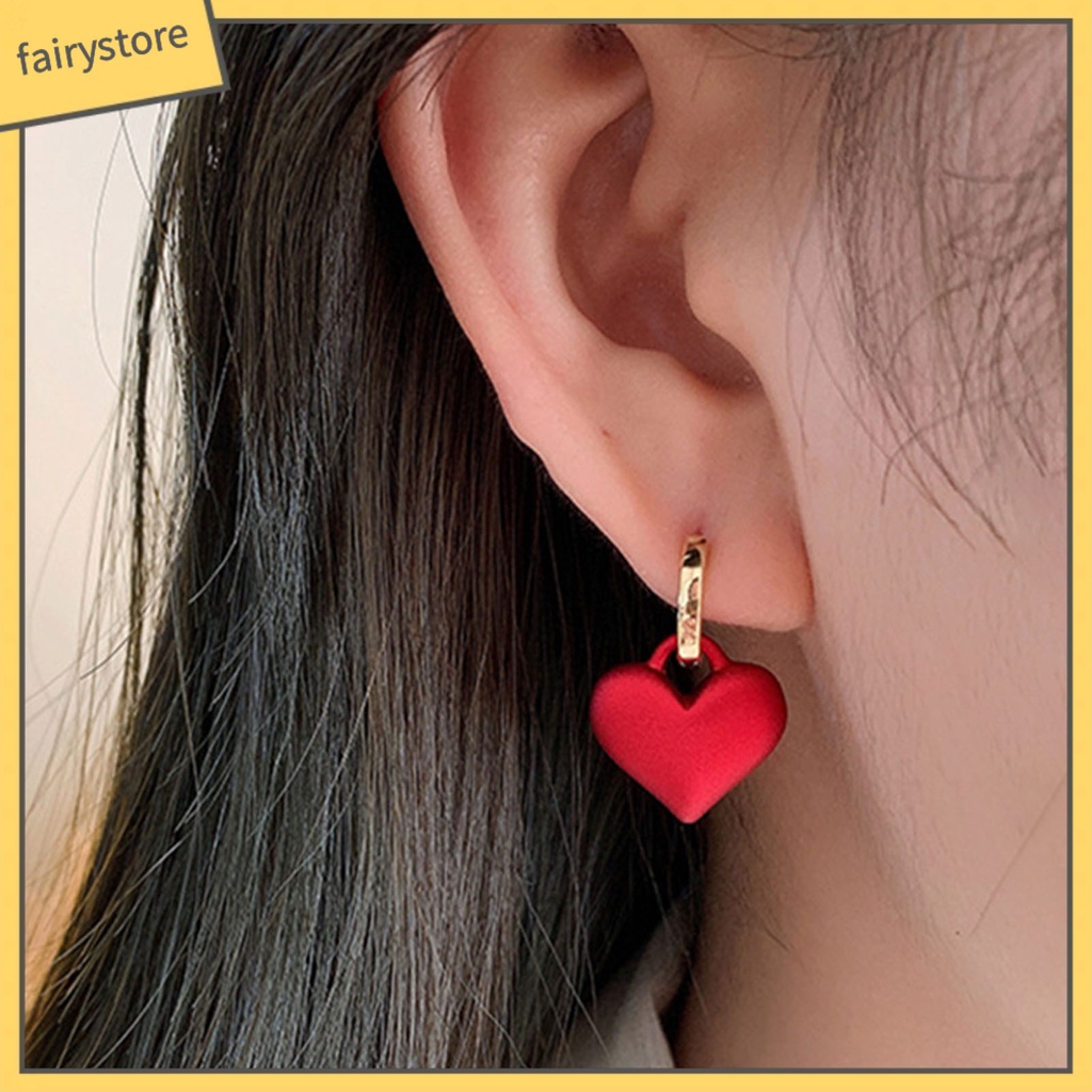 1 Đôi Bông Tai Hợp Kim Hình Trái Tim Đỏ Sang Trọng