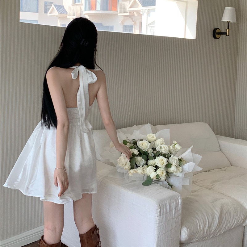 Đầm Hai Dây Cổ Chữ V Dáng Rộng Quyến Rũ Thời Trang