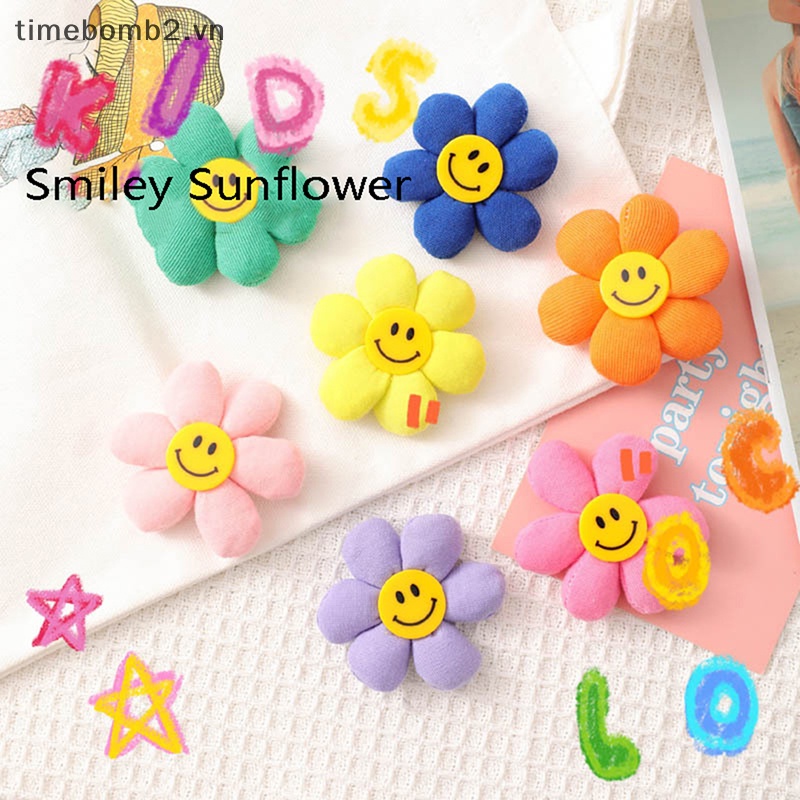 1 Huy Hiệu Cài Áo Hình Hoa Hướng Dương Mặt Cười Nhiều Màu Dễ Thương