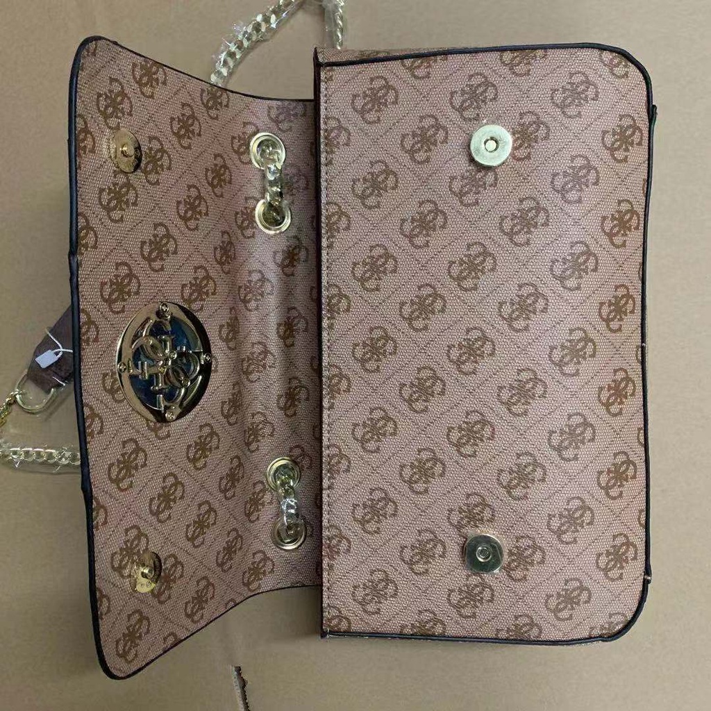 Túi Đeo Chéo Dáng Vuông Nhỏ In Chữ Guess Thời Trang Cao Cấp