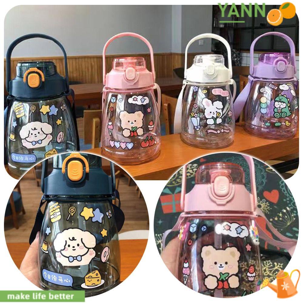 Bình Nước Nhựa Dung Tích Lớn 1300ML Thiết Kế Dễ Thương Cho Bé