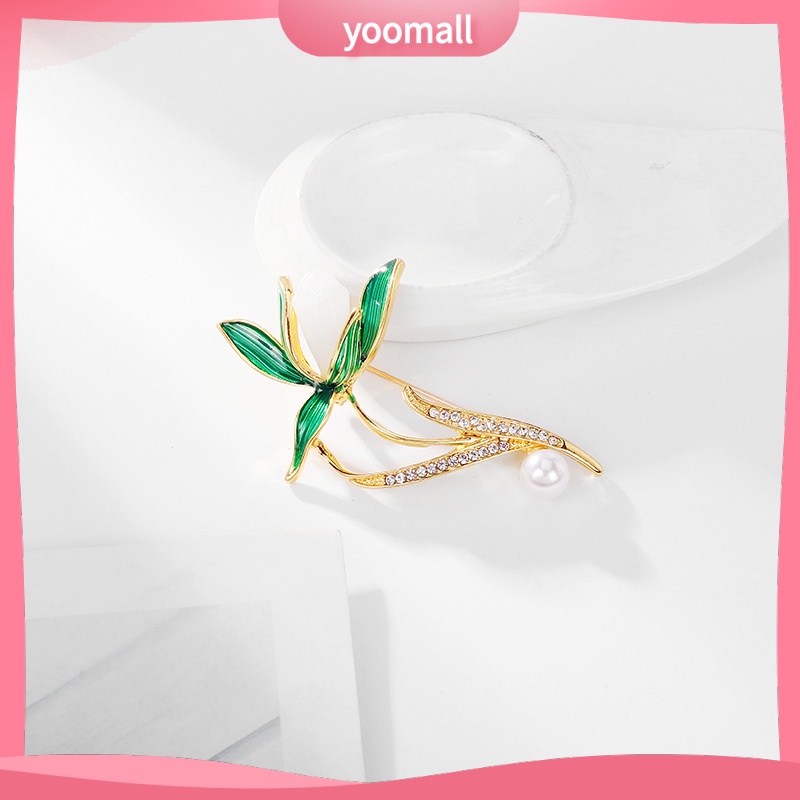 Ghim Cài Áo Hình Hoa Mộc Lan Đính Ngọc Trai Giả Cao Cấp Chống Trượt