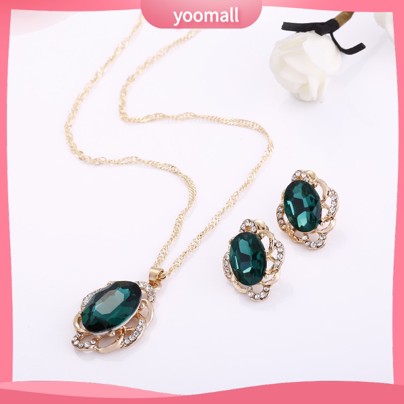 Bộ Vòng cổ + Bông Tai Đính Pha Lê Hình Thoi