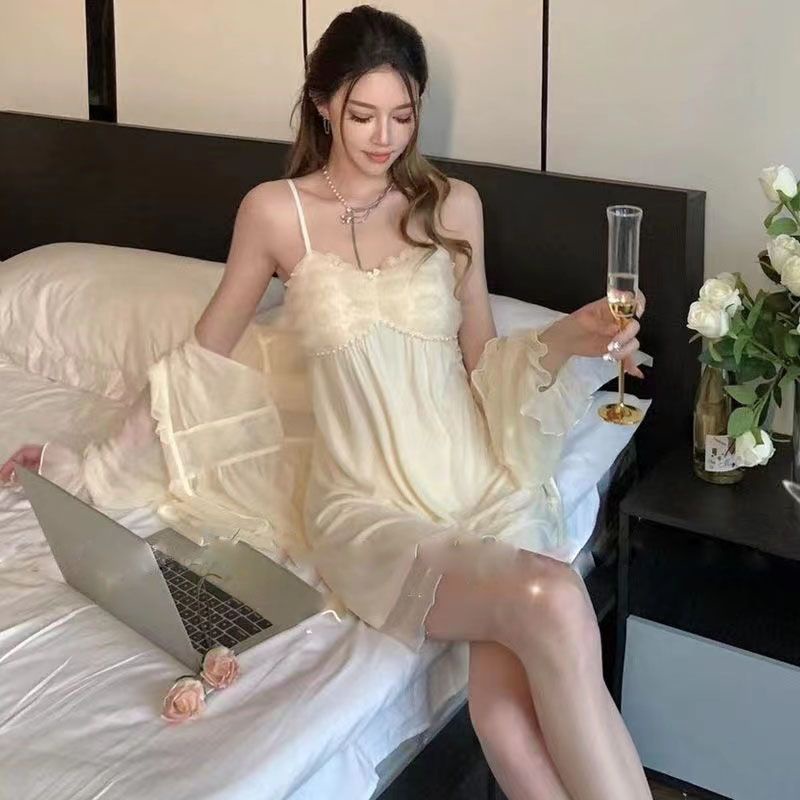 Bộ Đồ Ngủ Hai Mảnh Phối Ren Có Đệm Ngực Phong Cách Thời Trang Mới 2023