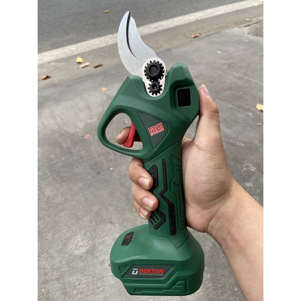 Kéo Cắt Cành Pin 21v Dekton kích thước cắt từ 25mm/ đến 30mm /M21-MCC30/Motor Brushless/CHÍNH HÃNG GIÁ TỐT SỈ LẺ MÁY MÓC