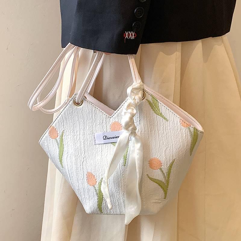 Túi tote Đeo Chéo Thời Trang Năm 2023 Cho Nữ