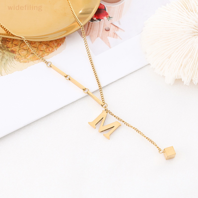 Vòng cổ Bằng Thép Titan Mặt Hình Khối Lập Phương Màu Sắc Cá Tính Dành Cho Nữ