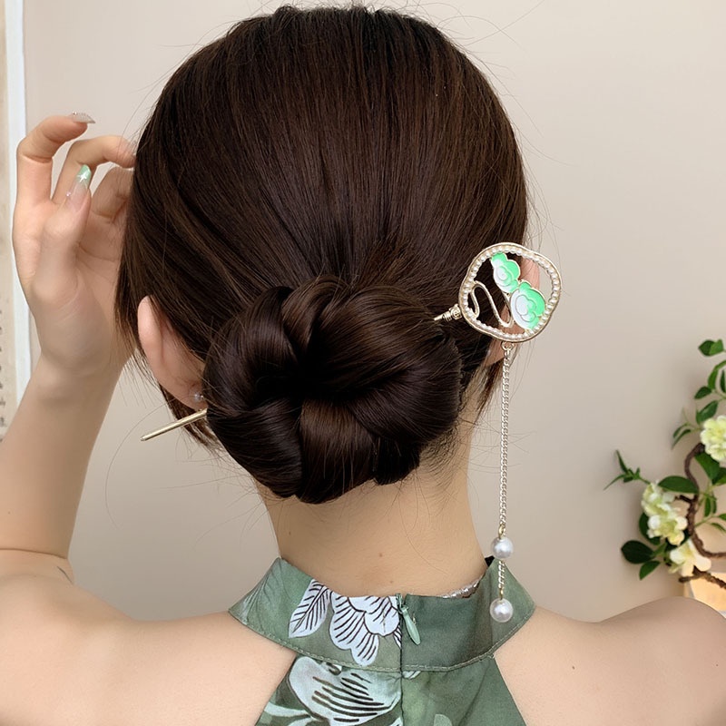 Kẹp Tóc Kim Loại Hình Hoa Đính Ngọc Trai Phối Tua Rua Thời Trang Cho Nữ CHLINS