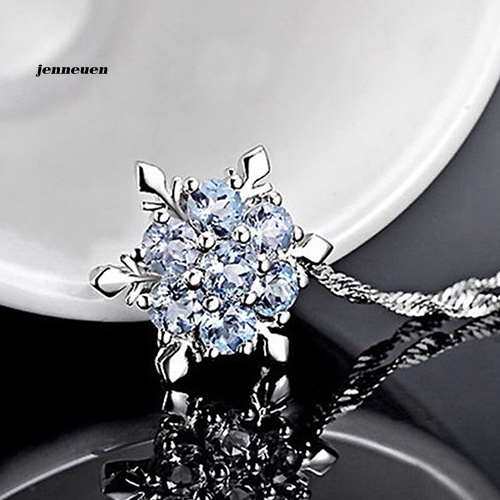 Vòng cổ Mạ Bạc Mặt Hoa Tuyết Đính Đá Thời Trang