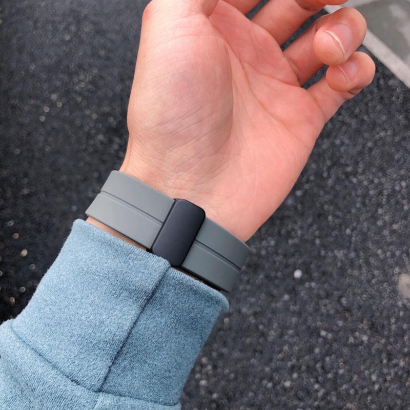 Dây Đeo  hàng  silicon thể thao Cho Apple Watch Series 8 Ultra 7 6 SE 5 4 49mm 41mm 45mm 44mm 40mm