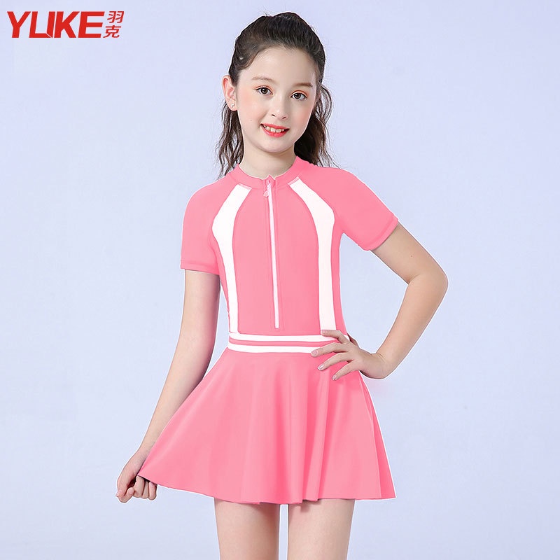 Set bơi liền thân kèm chân váy rời hàng YUKE