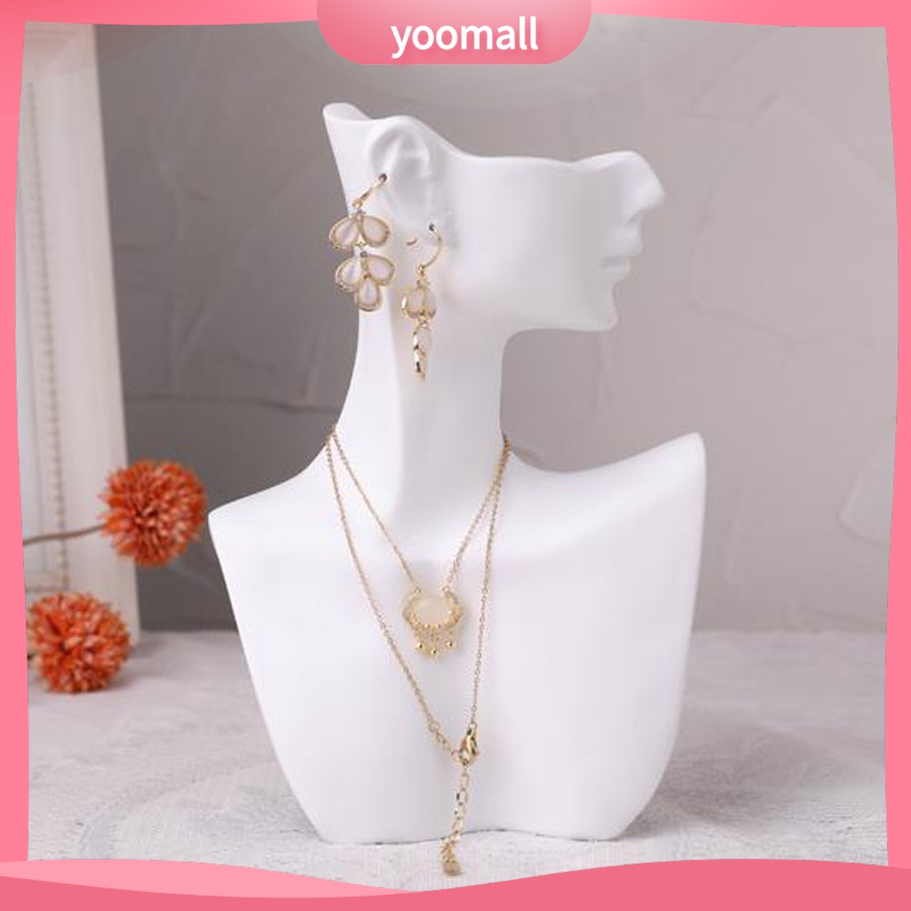 Ma Nơ Canh Trưng Bày Trang Sức Vòng cổ Khuyên Tai