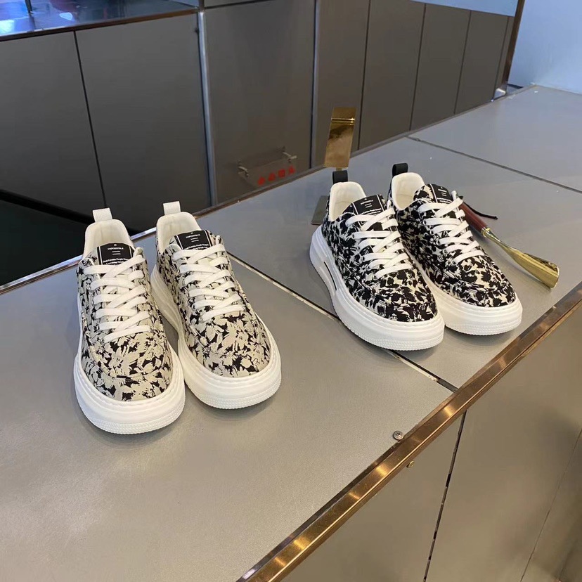 Thời trang mùa hè giày nam xu hướng thanh niên giày bệt thông thường thoáng khí giày thể thao nhẹ chống trượt giày nam thương hiệu niche