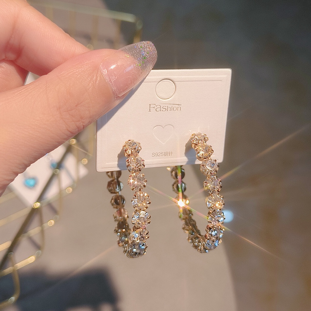 Bông Tai Thời Trang Âu Mỹ Sang Trọng