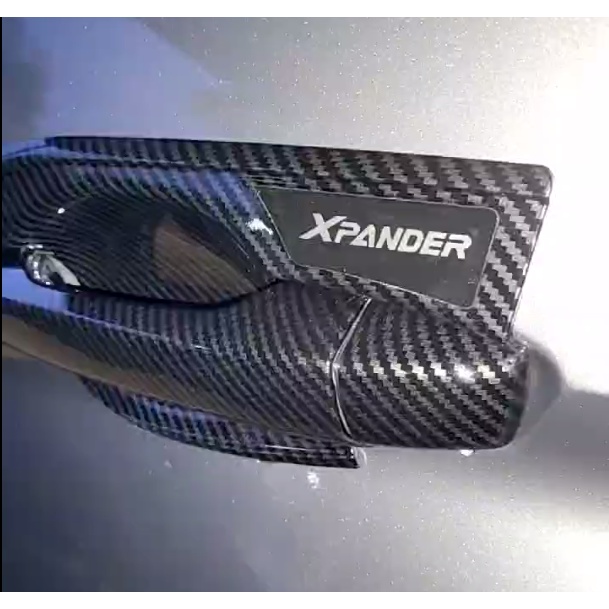 Miếng Dán Màu Đen Nhám In Họa Tiết Sợi Carbon Trang Trí Nắp Bình Xăng Xe Hơi Mitsubishi Xpander 2020 2021 2022 2023