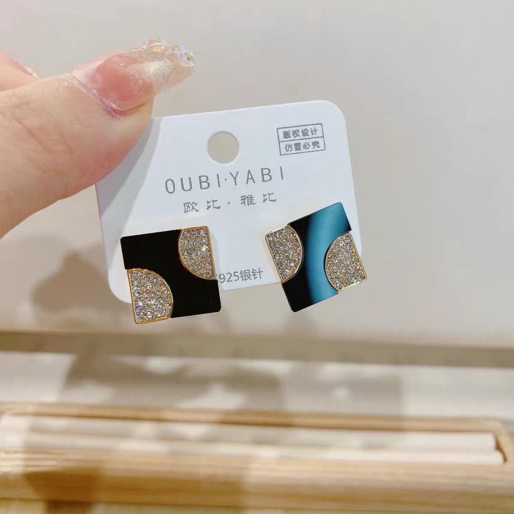 Bông tai phong cách retro hình vuông xinh xắn , khuyên tai phong cách hàn quốc