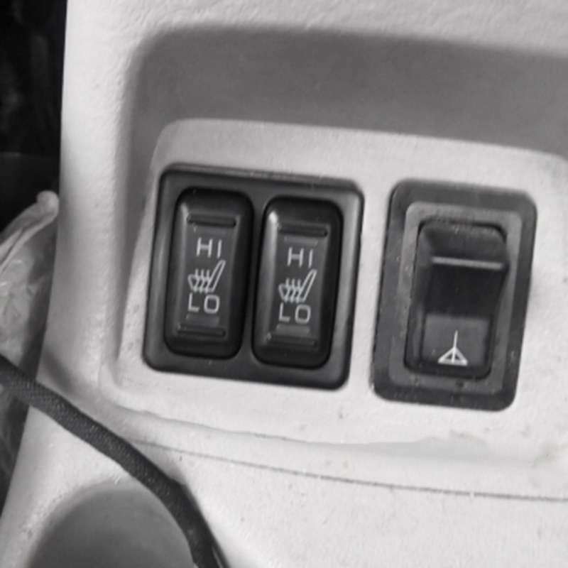 Công Tắc Điều Chỉnh Nhiệt Ghế Ngồi Xe Hơi Outlander Pajero Mirage Grandis L200 Pajerosport Lancer Eclipsecross 8610A070