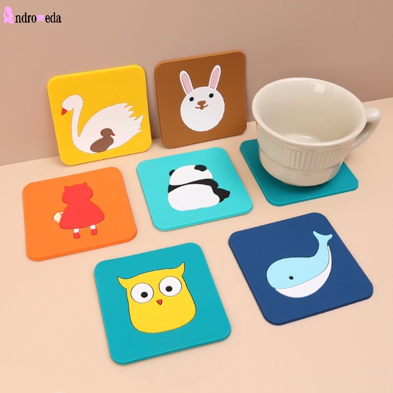 Tấm Lót Bàn Ăn Bằng Silicon Cách Nhiệt Chống Thấm Nước Hình Động Vật Hoạt Hình Tiện Dụng Cho Nhà Bếp