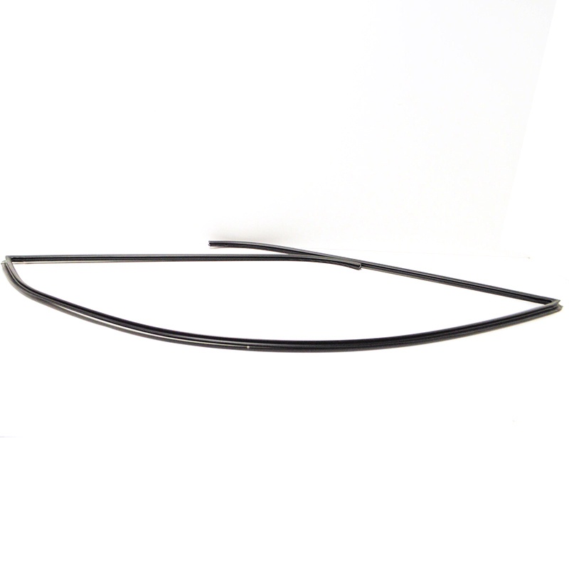 Con dấu khuôn trên của kính chắn gió phía sau 51317027916 Cho BMW E60 5-Series 525I 530I 528I