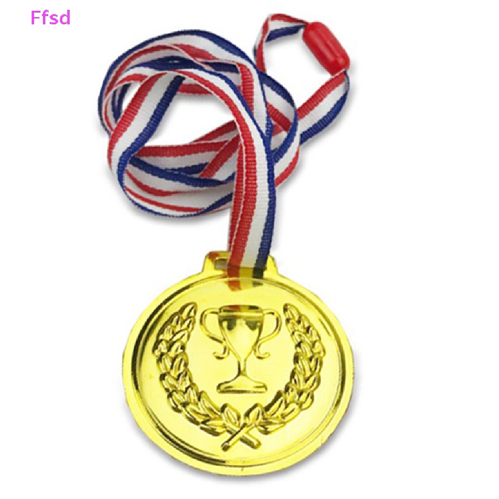 {Ffsd} Đồ Chơi Huy Chương Thể Thao Ngoài Trời Bằng Nhựa Màu Vàng 6cm * Bán Chạy Cho Trẻ Em