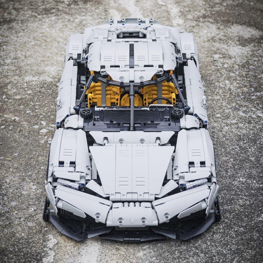 Mô hình lắp ráp siêu xe technic tỉ lệ 1:8 Koenigsegg Gemare Moyu SKU 88012 3508 PCS cung cấp bởi Pluton