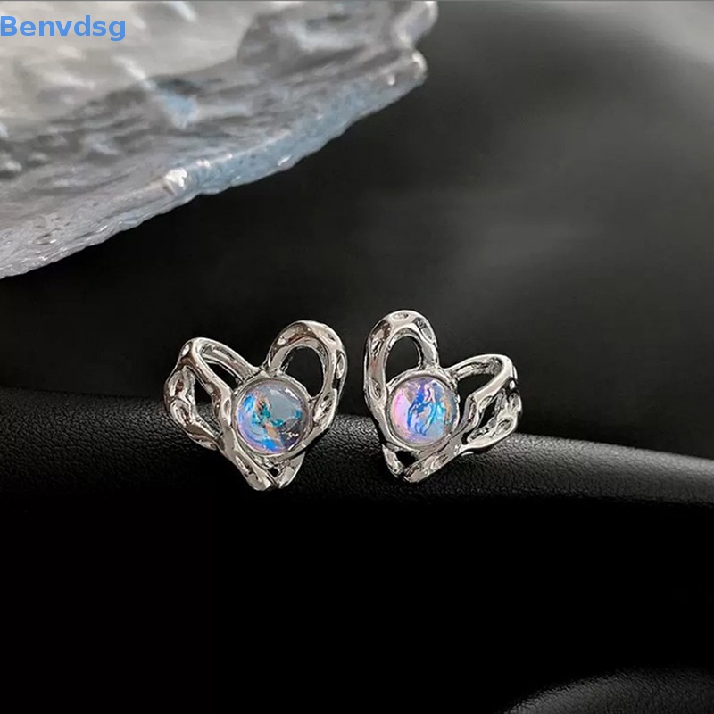 &gt; Khuyên Tai Kim Loại Hình Trái Tim Đơn Giản Sáng Bóng Thời Trang Cho Nữ