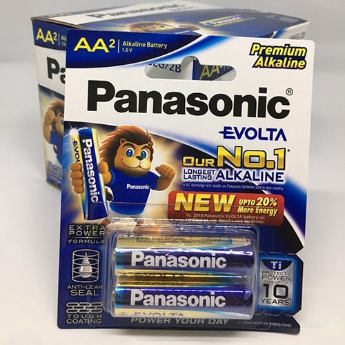 Pin kiềm Panasonic Evolta AA LR6EG / AAA LR03EG 1.5V vỉ 2 viên chính hãng dùng cho remote tivi, máy chơi game, đèn led