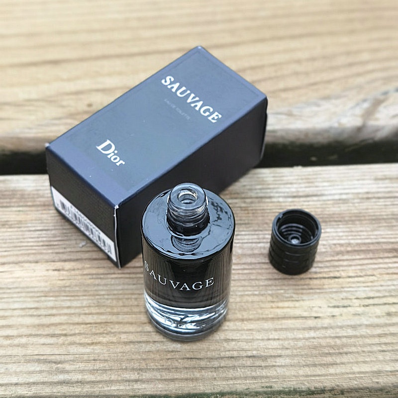 Nước Hoa Dior Wilderness Mẫu Thử Ánh Sáng Lâu Phai Cho Nam 10ml               Dior Wilderness Men's Perfume Lasting Light Fragrance Sample 10ml