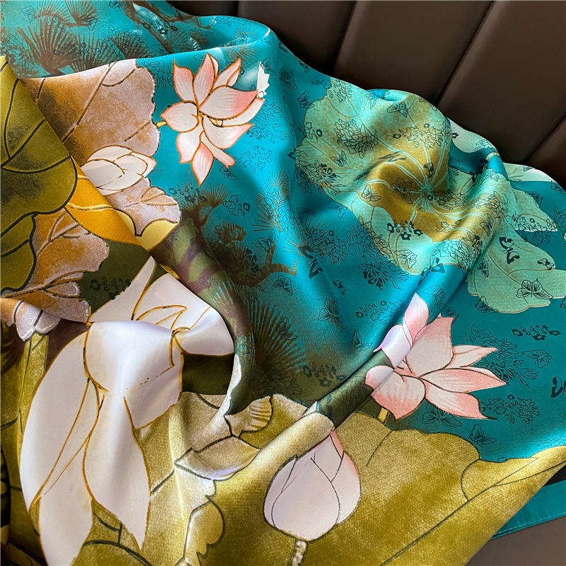 Khăn Choàng Lụa Chống Nắng Dáng Dài Cỡ Lớn 180 X 90CM In Họa Tiết Hoa Sen Sang Trọng Cho Nữ