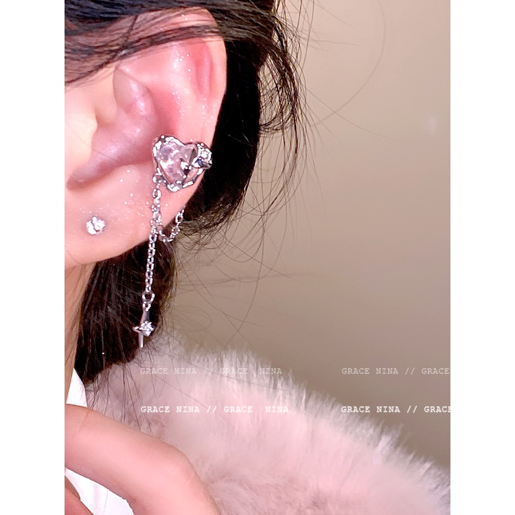 Bông Tai Dạng Kẹp Hình Trái Tim Phối Tua Rua Sang Trọng Cho Nữ