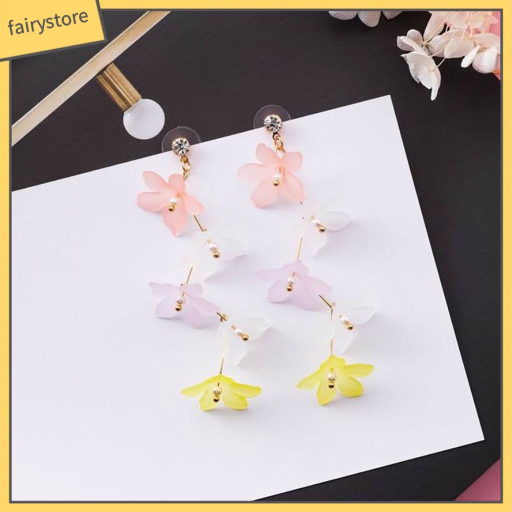 1 Đôi Bông Tai Hình Hoa Đính Ngọc Trai Giả Bằng Acrylic Thời Trang