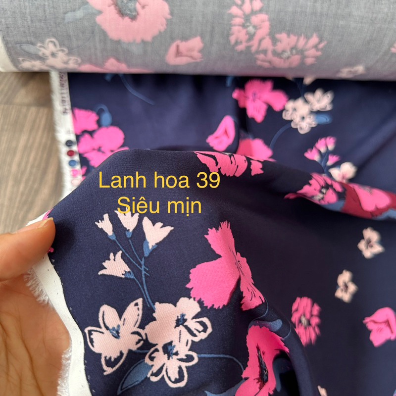 Vải lanh xuất khẩu hoa số 39- đẹp nhất- mát nhất- không nhăn- may váy bộ mùa hè cho mẹ