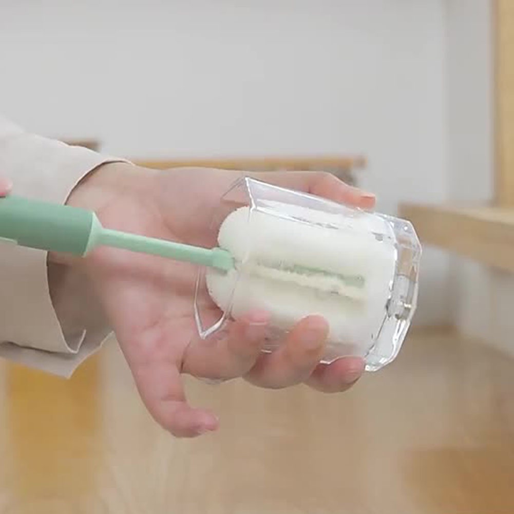 Bàn Chải Vệ Sinh Bình Nước Với Đầu Xốp Tiện Dụng