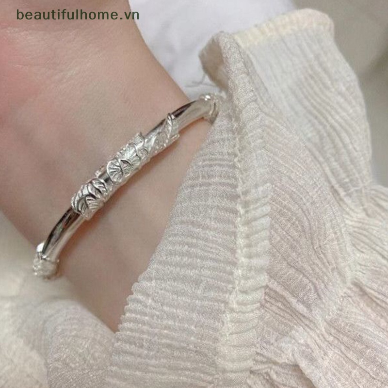 1 Vòng Đeo Tay Dạng Hở Bằng Bạc Nhẹ Nhàng Hình Hoa Thời Trang Cho Nữ