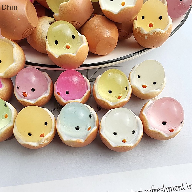 Đồ trang trí Chú Gà Mini Bằng Nhựa Phát Quang Độc Đáo Trang Trí Sân Vườn