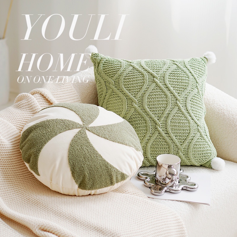 ❤Gối Đệm sofa Phòng Khách Thêu Hoa tulip Màu Xanh Lá Hồng Dễ Thương