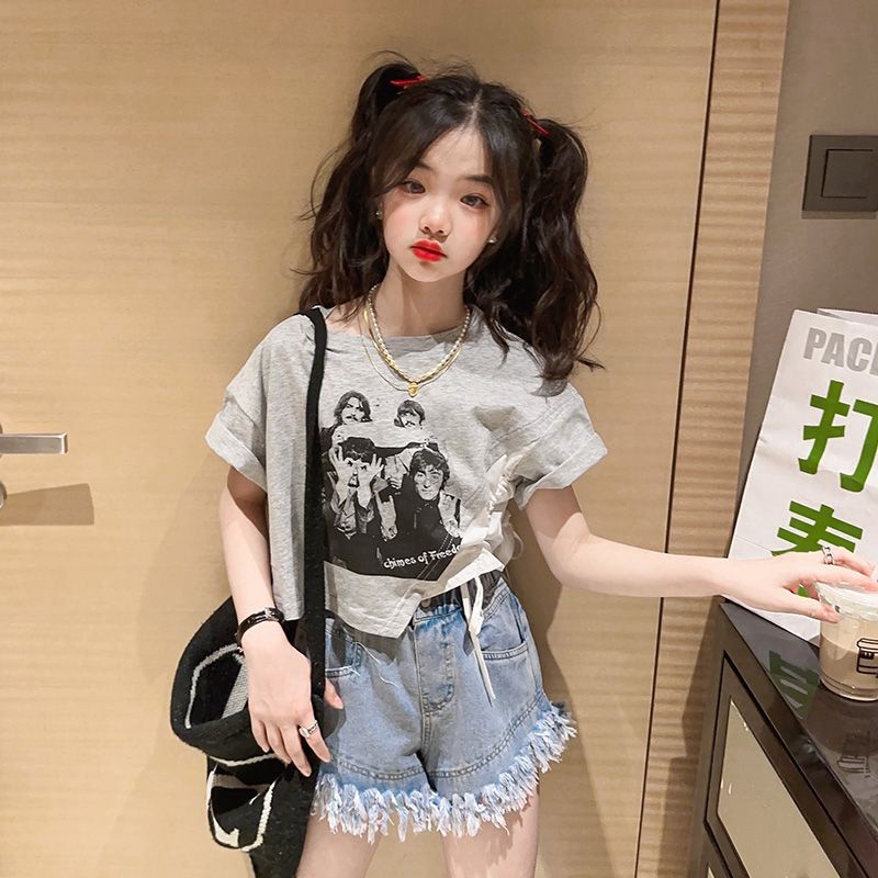 Bộ đồ thời trang mùa hè cho bé gái 2023 new t-shirt + quần short denim cắt xén 4-6-9-13 tuổi quần áo trẻ em
