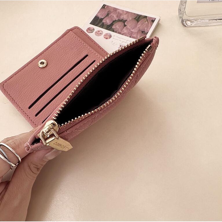 Ví Gấp Đựng Thẻ Dáng Ngắn Sức Chứa Lớn Thêu Họa Tiết Thời Trang Mới 2023