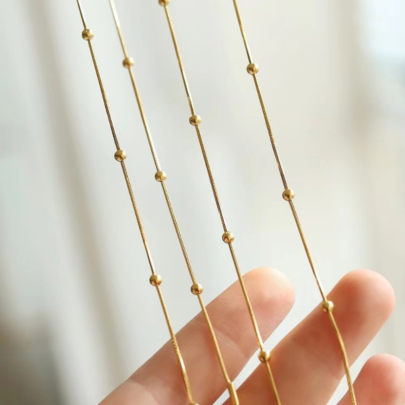 Vòng cổ Xương Rắn Mạ Vàng 18K Đính Hạt Tròn Đơn Giản