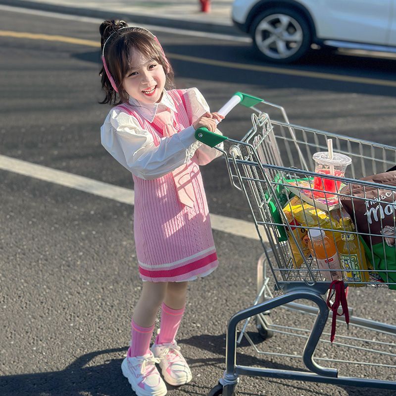 Bộ Áo Sơ Mi Dệt Kim + Váy Yếm Phong Cách Hàn Quốc Thời Trang Xuân Thu 2023 Mới Cho Bé Gái
