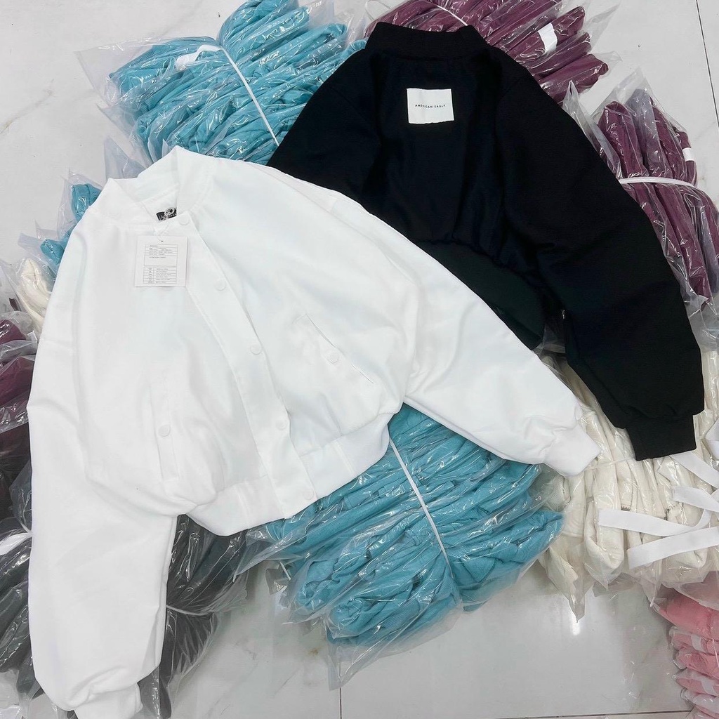 Áo khóac lửng croptop bomber túi nắp thêu logo kaki da lộn 2 lớp unisex nam nữ