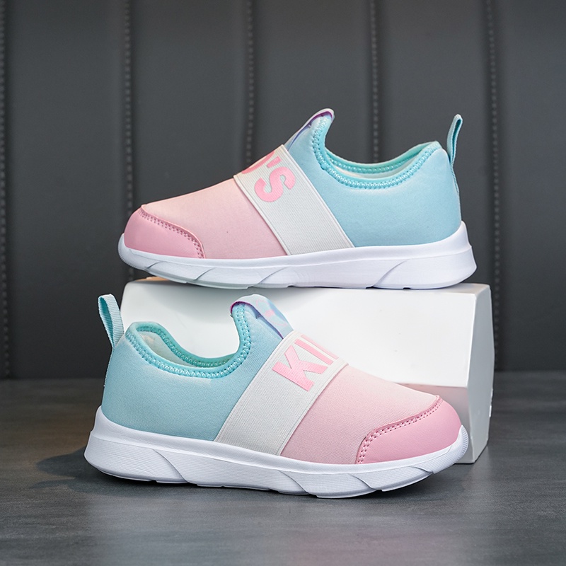 Giày trẻ em giày slip-on light sneakers cho bé gái bé trai 2023 giày thể thao trẻ em đi bộ / chạy bộ thông thường mới