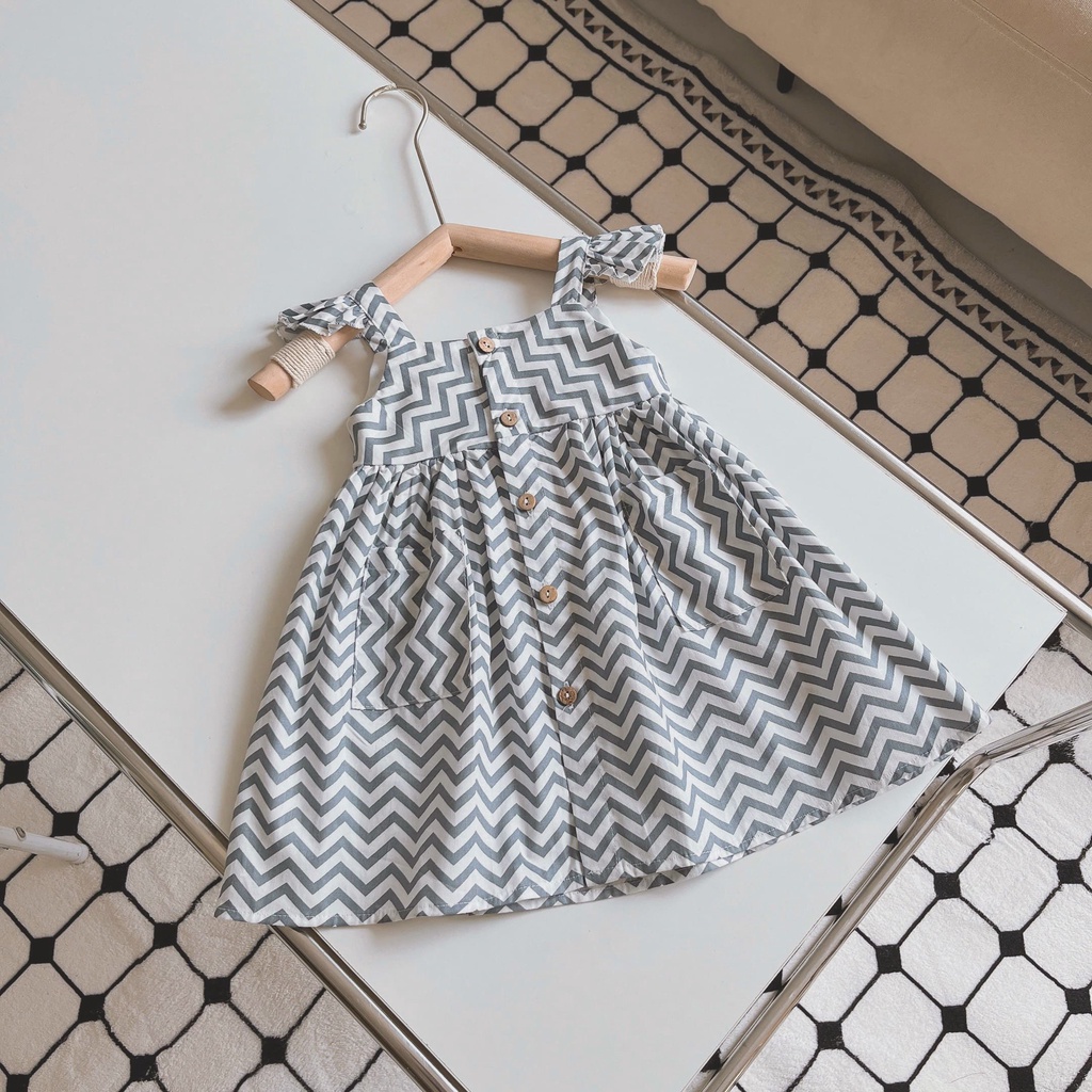 Váy bé gái hai dây cánh tiên phối túi có 2 màu hồng, xám